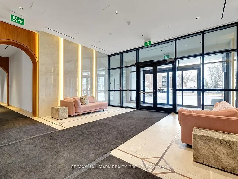 560 Rideau St #514 — Photo 36