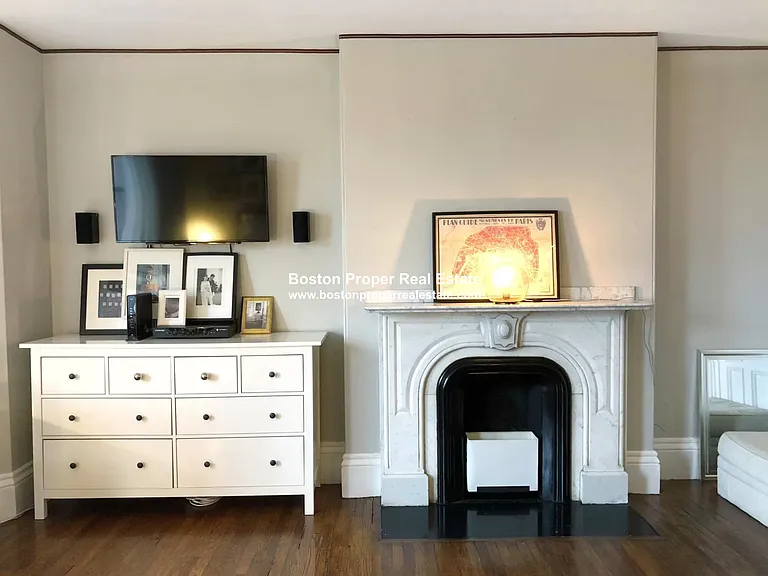 312 Beacon St #7 — Photo 6