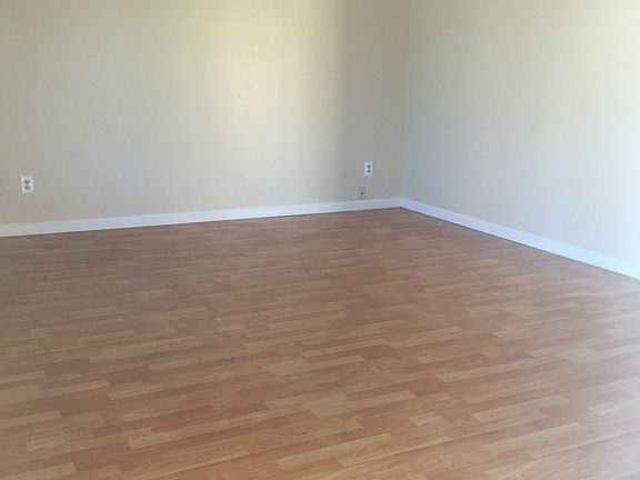 3rd image of 7409 Mar Vista Way