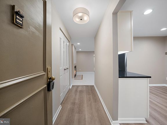 4th image of 11305 Commonwealth Dr APT 302