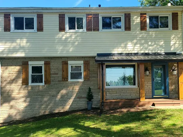 1090 Betty Zane Rd, Wheeling, WV 26003