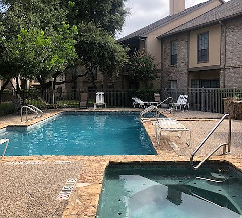 Pool and Jacuzzi area