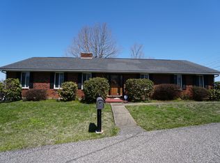 3215 Randy Dr, Ashland, KY 41102