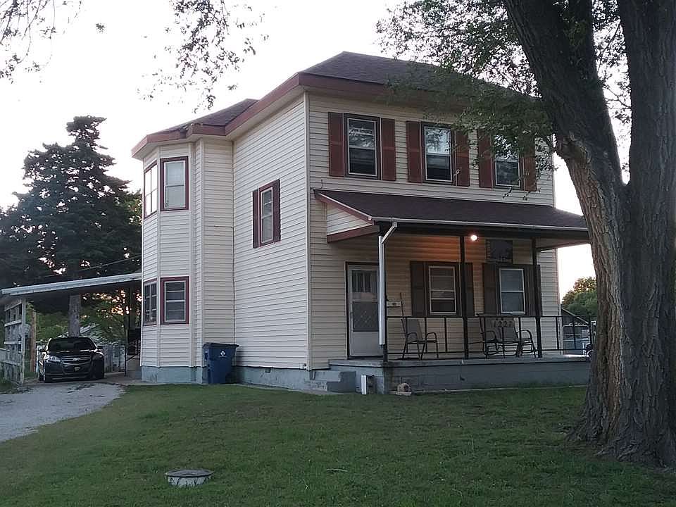 1st image of 1227 N Elm St