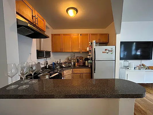 Rented by Lang Realty LLC | media 5