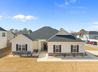 601 Tybee Trl, Sneads Ferry, NC 28460