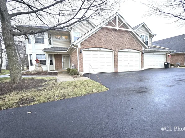 2132 Stirling Ct #2132, Hanover Park, IL 60133