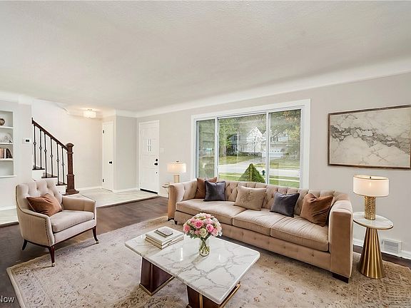 3rd image of 3884 Princeton Blvd