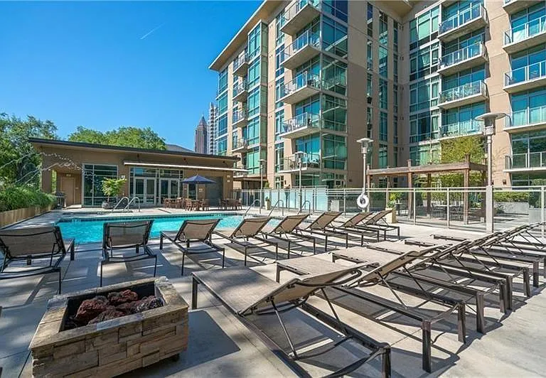 905 Juniper St NE #401 — Photo 24