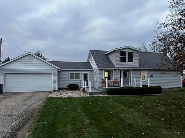 2101 Harmon Rd, Ovid, MI 48866