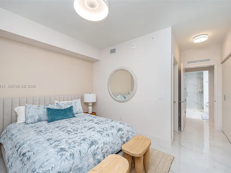 700 NE 24th St #4306-S — Photo 14