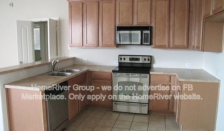 410 Marshall Way — Photo 3