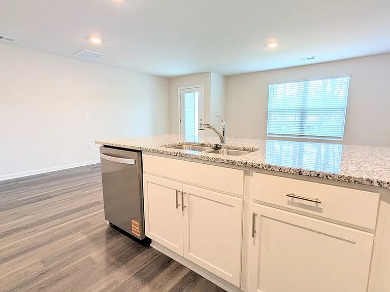 620 Golden Resin Rd — Photo 6