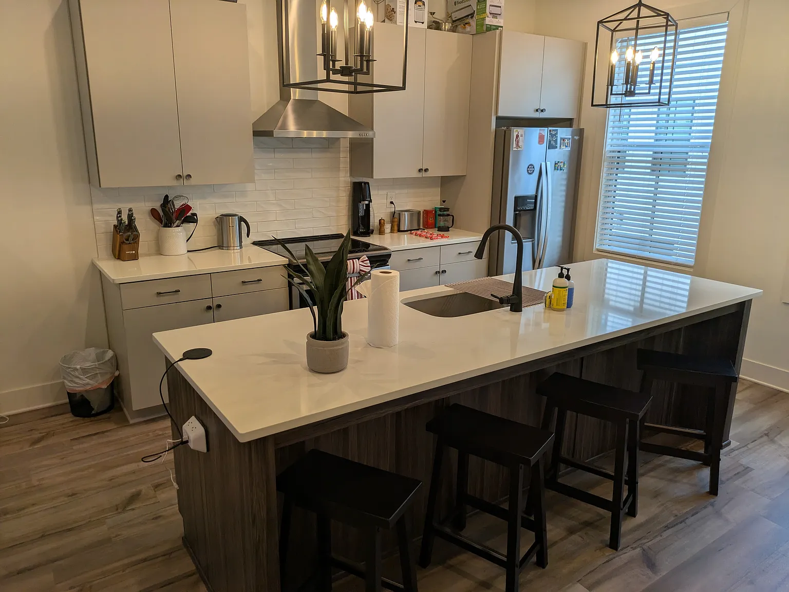 2 bed, 1152 sqft, $2,800 — Photo 3