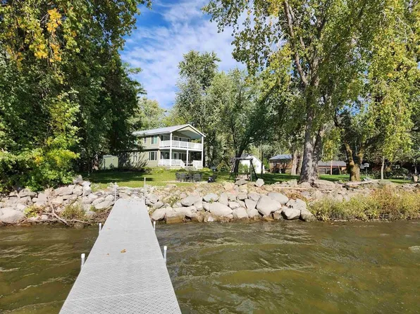 W7779 Lamp Rd, Fort Atkinson, WI 53538