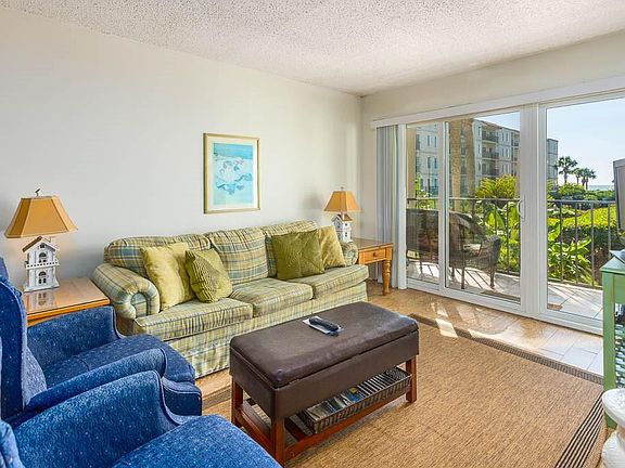 3rd image of 1440 Ocean Blvd Unit 121