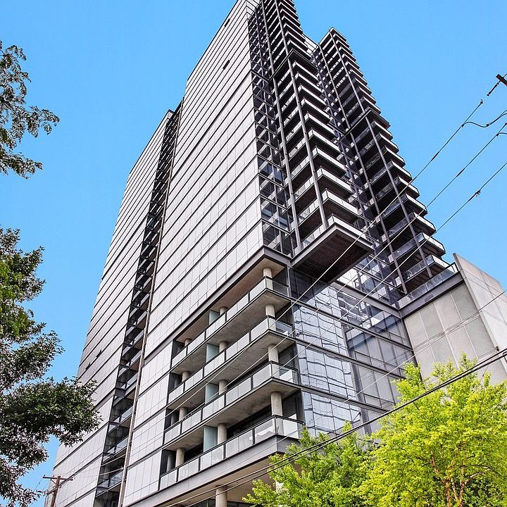 1st image of 860 W Blackhawk St Unit 2502