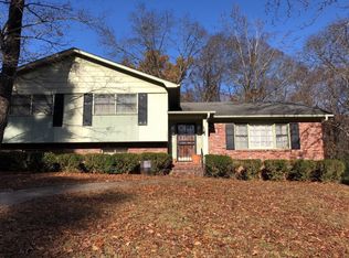 1201 Old Oak Rd, Birmingham, AL 35235