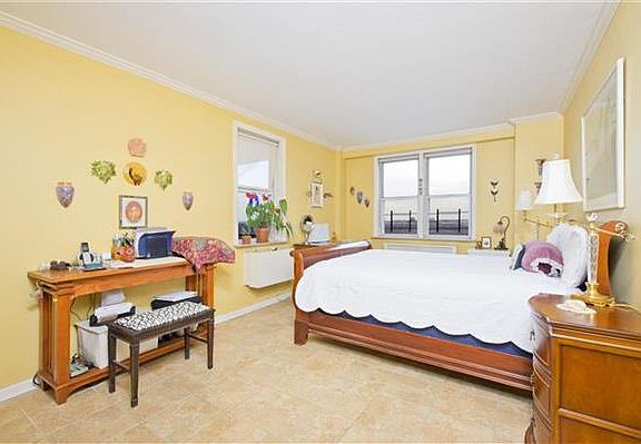 4th image of 5800 Arlington Ave APT 19E