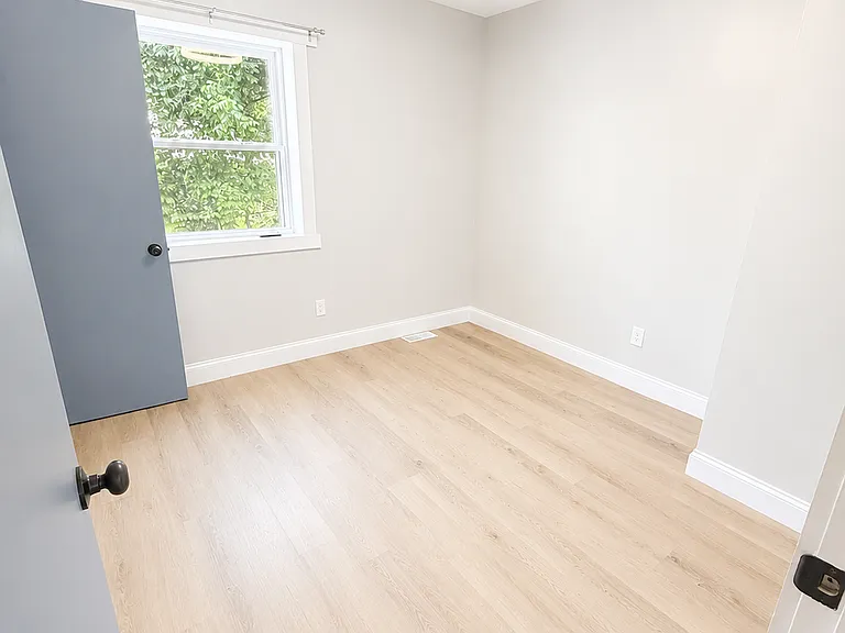 308 Missouri St #17 — Photo 9