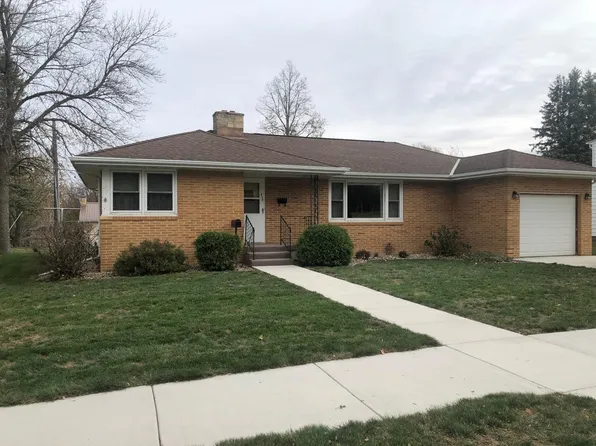 210 Lee Ave, Jackson, MN 56143