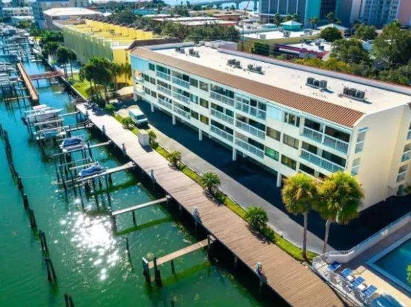 640 Bayway Blvd APT 102, Clearwater, FL 33767