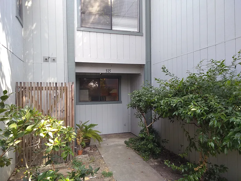 315 Westmont Pl — Photo 1