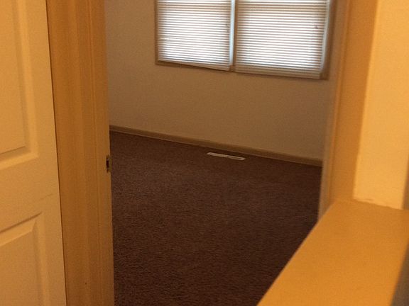 4th image of 5345 Benton St