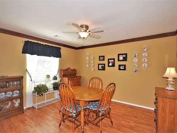 4th image of 3614 Choctaw Dr