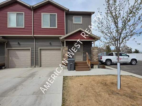 2867 Legacy Ln, Cody, WY 82414