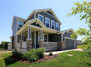 4232 Woodland Cove Pkwy, Excelsior, MN 55331