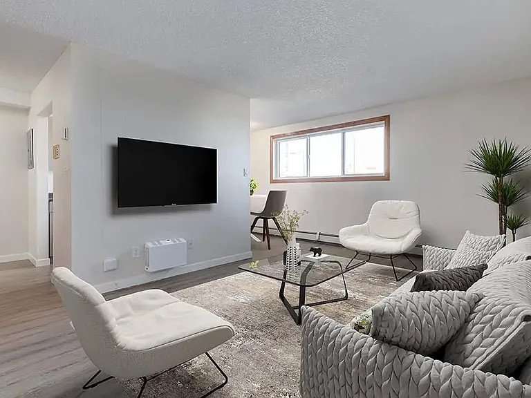 560 Robert St E #105 — Photo 4