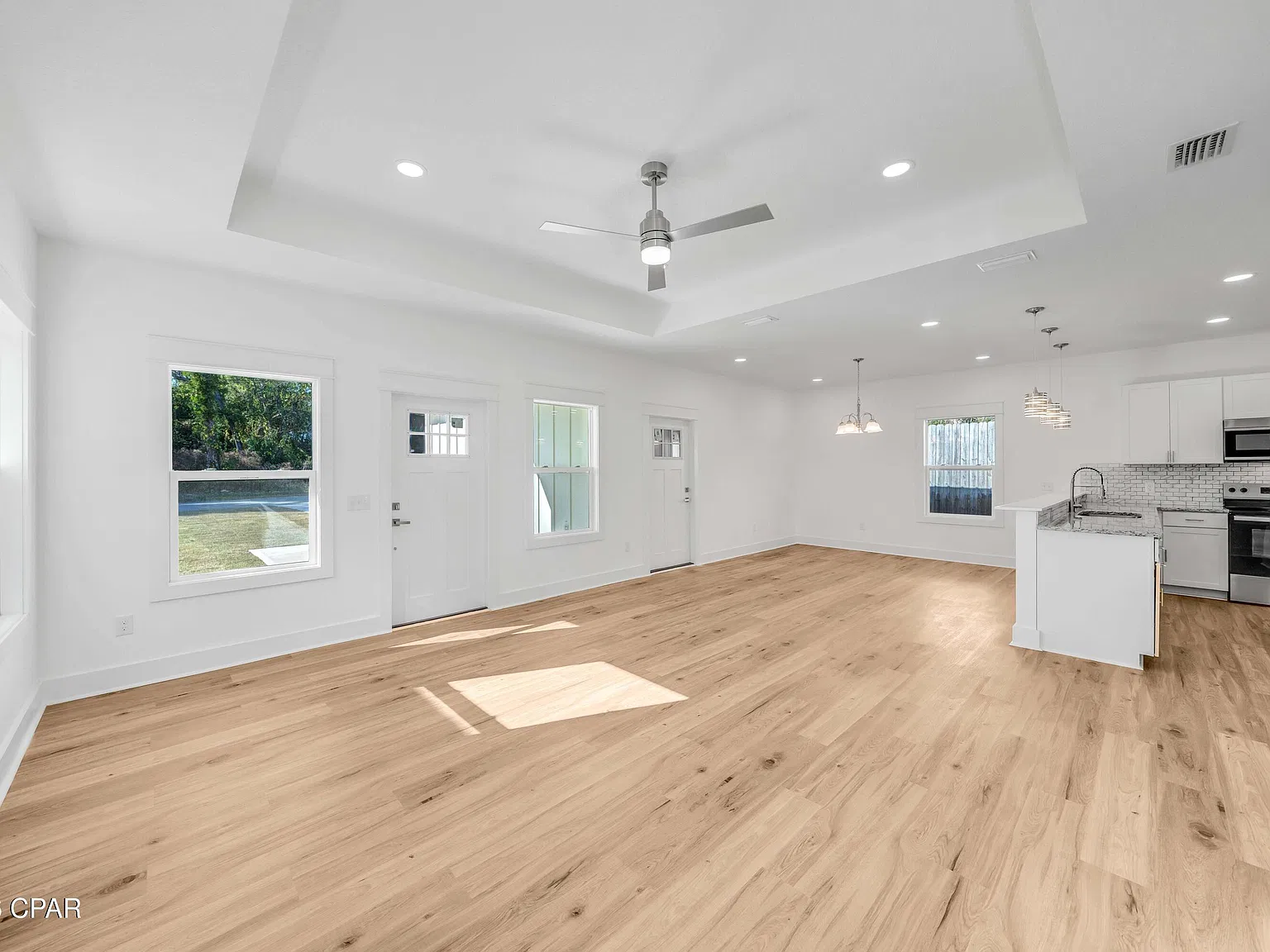 3 bed, 1500 sqft, $2,000 — Photo 4