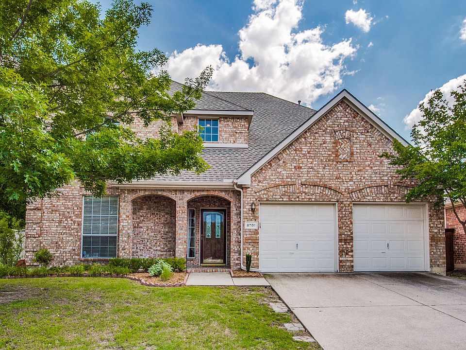 8701-falcon-crest-dr-mckinney-tx-1-High-Res-1.jpg