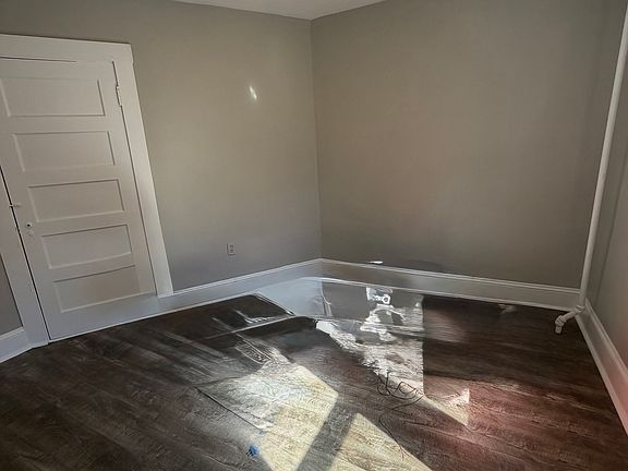 3rd image of 5 Kent St #1