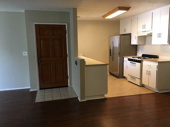 3rd image of 3420 Santa Maria Way Unit 201C