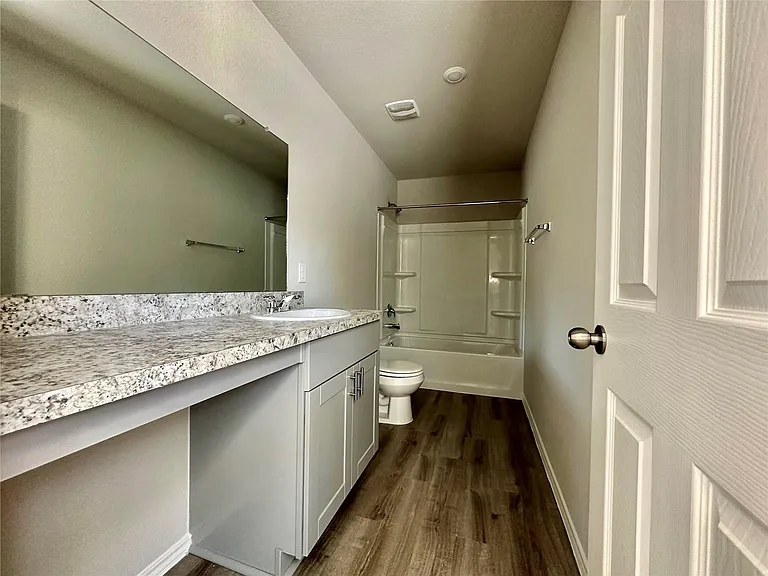 270 Cumberland Forest Dr — Photo 8