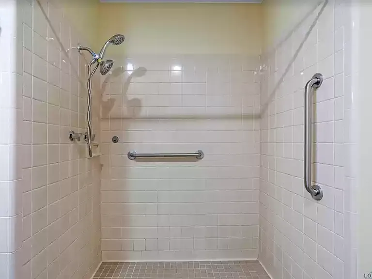 503 & 505 E Ragley St #503 — Photo 10