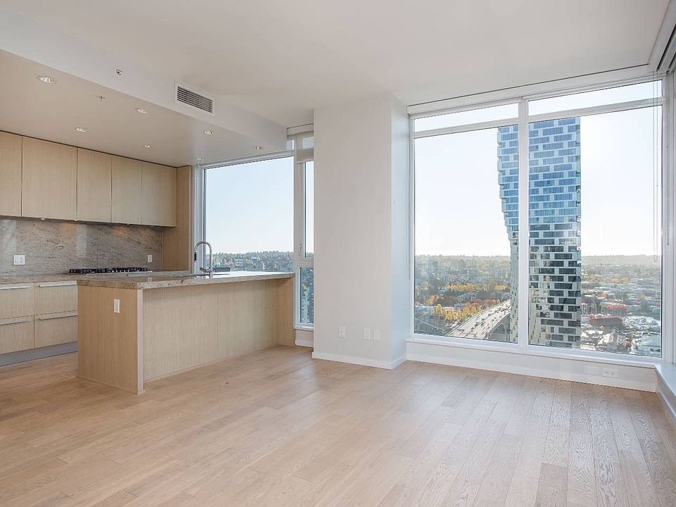 1st image of 1351 Continental St #3505