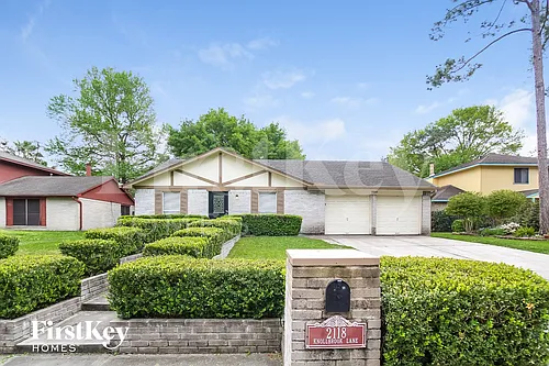 2118 Knollbrook Ln Photo 1