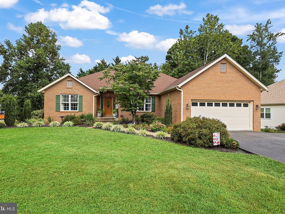 1st image of 1 Frantz Ct