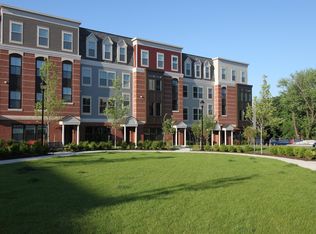 3984 Norton Pl, Fairfax, VA 22030