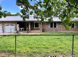 12241 Pipeline Rd, Bourbon, MO 65441