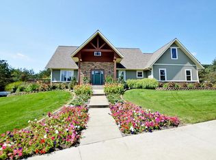 12037 W Devis Rd, West Olive, MI 49460