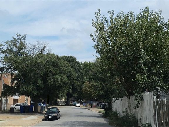 4th image of 1202 Underwood Ave