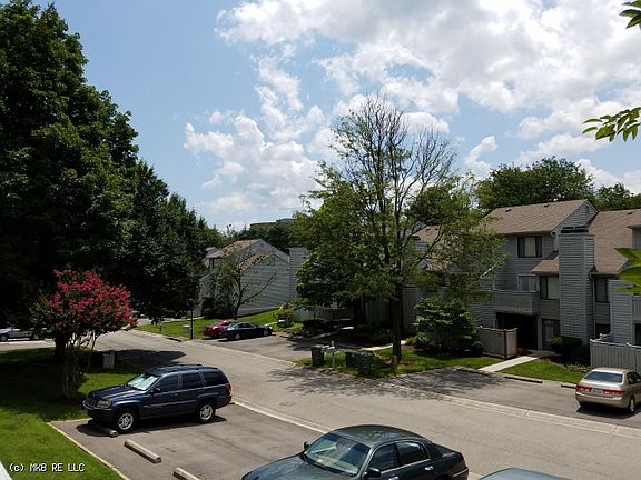 4th image of 2419 Barnside Ct