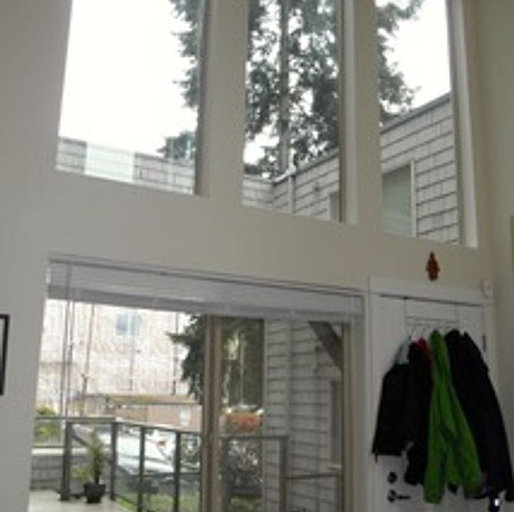 1st image of 5847 NE 75th St Unit 211