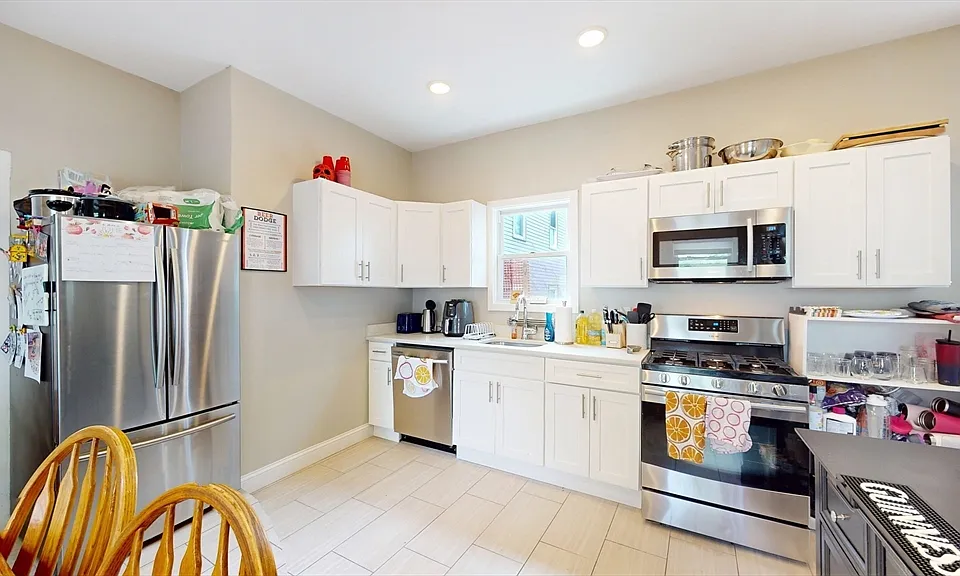 34 Sargent Ave #1A