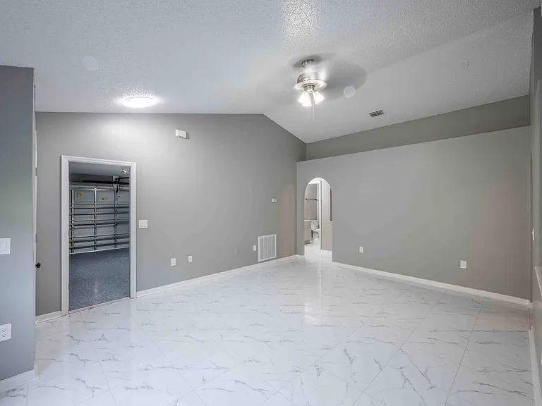 6920 Playpark Trl — Photo 6