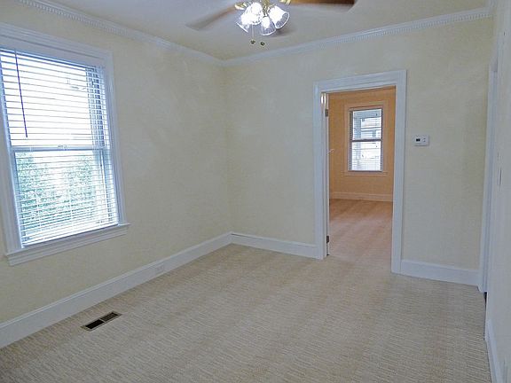 1st Floor- Living Room